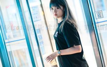 你没见过的Akisoso秋楚楚：全套皇女图集，实力打破你的审美下限！