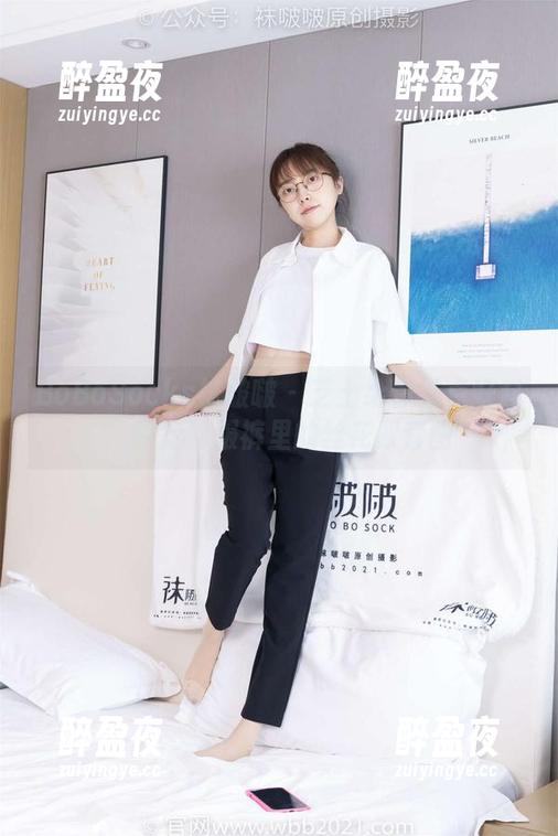 BoBoSocks袜啵啵-芝士 BoBoSocks袜啵啵 - 芝士给你看点好料:银行制服裤里的丝花絮套图