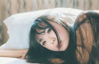 GIRLT果团网 - 每次看黄歆苑的婚纱更新，才明白拍照也许是一种“自虐”的美。