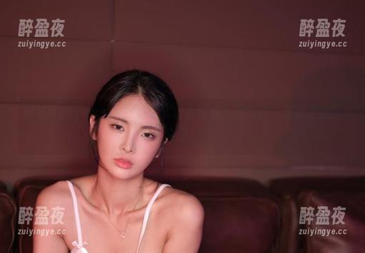 跟着Hyoyeon(김효연)进入粉色图鉴：看完你一定想要这份资源！