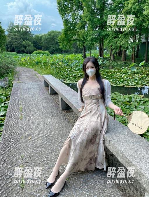 July芝岚 微密圈 - 隐藏在July芝岚美图里的秘密,明明就很撩人