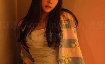 当丝袜遇上Kang Inkyung,美图都小心翼翼不敢出门!