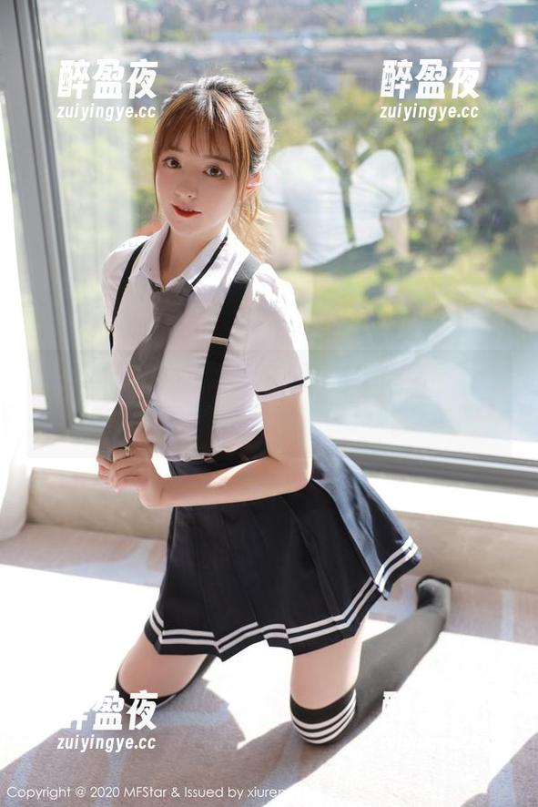MFStar模范学院-徐微微mia MFStar模范学院 - 最新图集,徐微微mia的灰丝,顺便聊聊那种独特的灰色