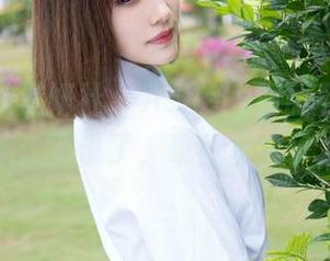 MiStar魅妍社 - Ashely丽丽私拍户外合集：不说了，草丛里虫子太多