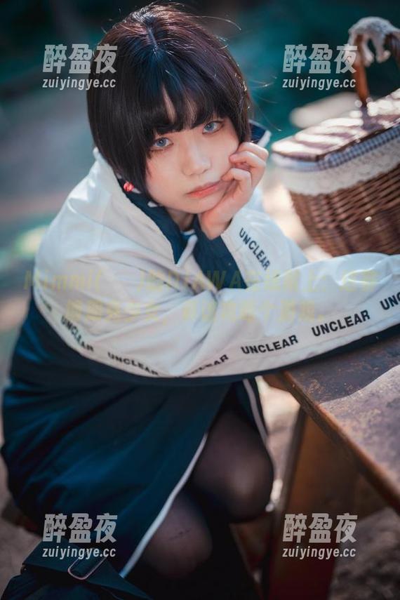 Mimmi(밈미)的DJAWA在线献上：这赛博朋克少女，真该攻略个游戏。