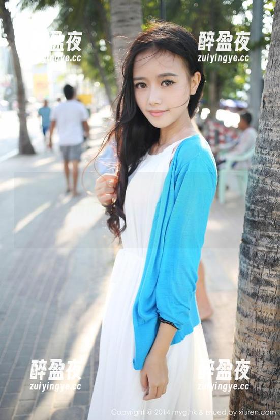 MyGirl美媛馆-徐微微mia MyGirl美媛馆 - 徐微微mia的肉丝原图,果然不负期待,难怪收到那么多关注,嗯哼。