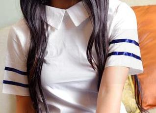 PANS写真 - 泳池里的李沫：看完作品集一定想下载，放桌面吓朋友！