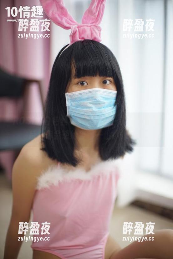ROSI口罩 ROSI的白色丝袜全套值得一试,下载之后,你会想给自己一份小惊喜。