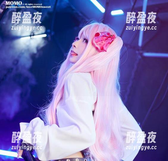 SayoMomo 把我的日常拍成图:SayoMomo精选,你见过几何形状的懒散?