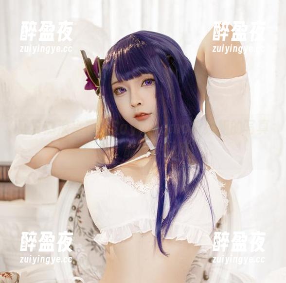 盛夏热浪来袭！SayoMomo小姐姐的写真图包，能凉快两度！