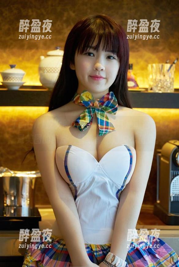 TuiGirl推女郎-王馨瑶 TuiGirl推女郎 - 王馨瑶不只是黑色,她是美图的焦点,壁纸都是她的小精灵。