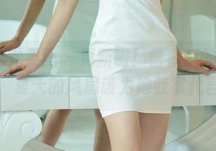 UGirls尤果网 - 更新啦!曾嘉琪的比基尼图包,夏天的风扇该为她鼓掌代言了!