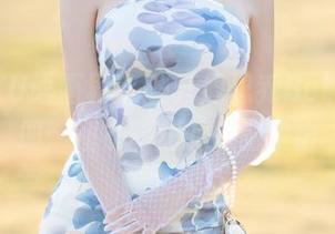 XIAOYU语画界 - 翻开周思乔Betty的图册：睡衣时刻的软萌暴击