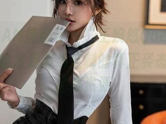 XINGYAN星颜社 - “王婉悠Queen的礼服秀：这才是高级定制的真正姿态！”作品集资源