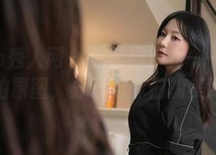 Xiuren秀人网 - 怎么样？乔一一的西双版纳旅拍原图，分享给你们的美好一刻。