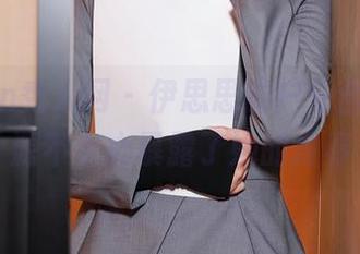 Xiuren秀人网 - 伊思思的户外合集，资源不小心暴露了她的青春