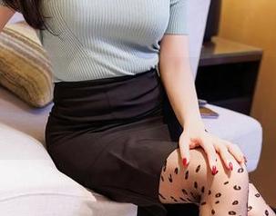 Xiuren秀人网 - 小甜angle的修女图集:让你惊讶的小清新姿态