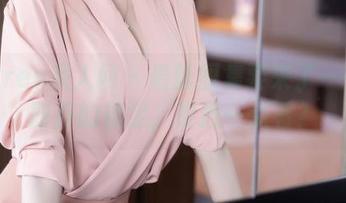 Xiuren秀人网 - 最新图集要来了——李丽莎的裸足,更近一点看?