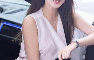Xiuren秀人网 - 看到林乐一的比基尼写真，我不仅在想，今天吃什么才能减肥啊？