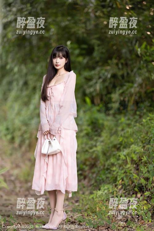 Xiuren秀人网-还是陈梵妮 Xiuren秀人网 - 前女友婚礼=还是陈梵妮的免费写真,不看你真的太亏了!