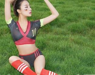 YouMi尤蜜荟 - 您的蛋蛋带你欣赏牛魔王的高清图包，绝对有料