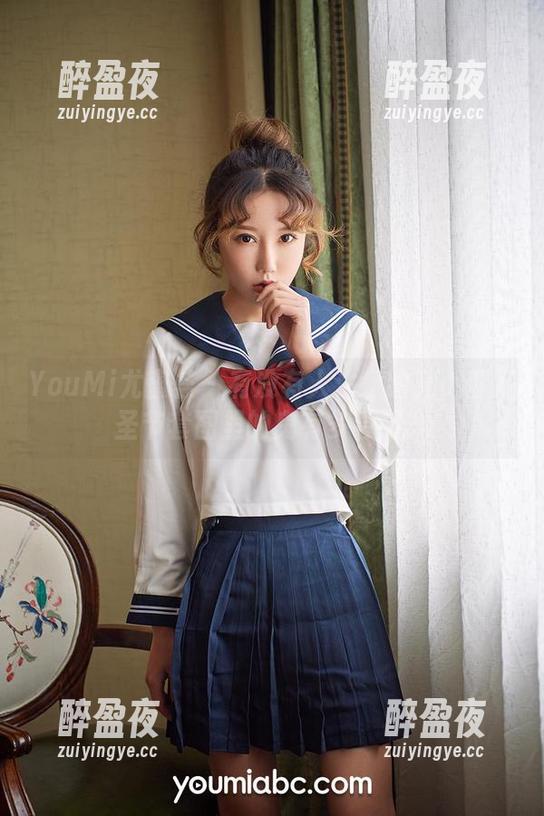 YouMi尤蜜荟-艾小青 YouMi尤蜜荟 - 有没有人注意到艾小青万圣节套图里的鬼有多会装?