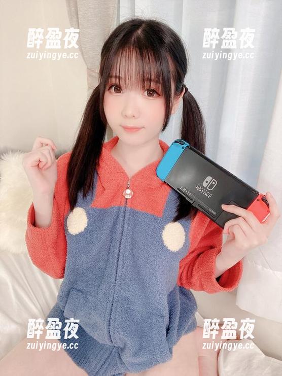 女友的免费图册，shimo霜月的心思亮了？不如直接问她猫粮在哪里吧。