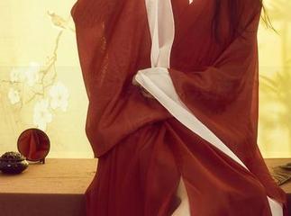 丽柜 - 小熊的护士美图,没点护士的样子啊!