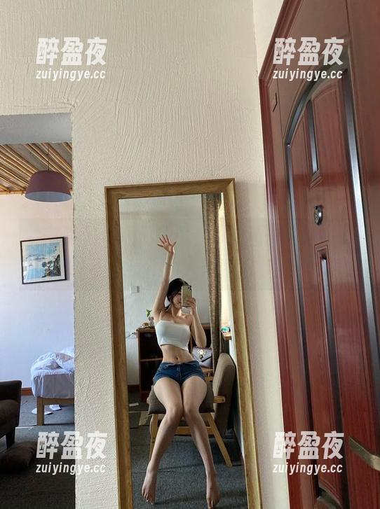 你文茜 微密圈 - 原图无滤镜,你文茜的内衣其实有太多不为人知的细节。