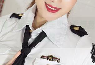 克拉女神 - 妮子黑色美图，看得我都想换一身衣服了！