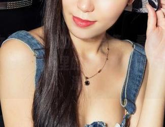克拉女神 - 百琳的皮衣合集，看完估计你会对你自己衣柜里的那堆死亡服饰心生不满。