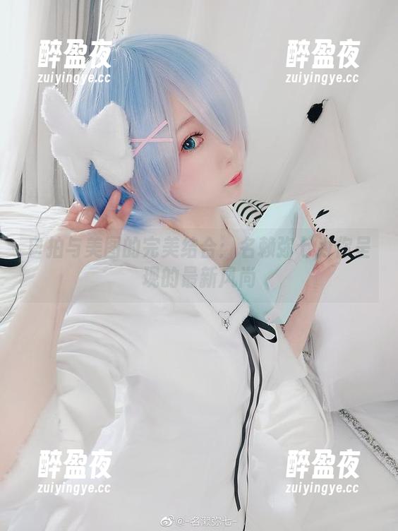 名赖弥七 自拍与美图的完美结合:名赖弥七为你呈现的最新风尚