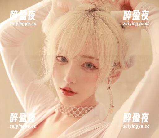 啾小妍Deer 白衬衫特辑:啾小妍Deer全集就在这,“掉出”的不仅是衬衣,更是猪豚的心!