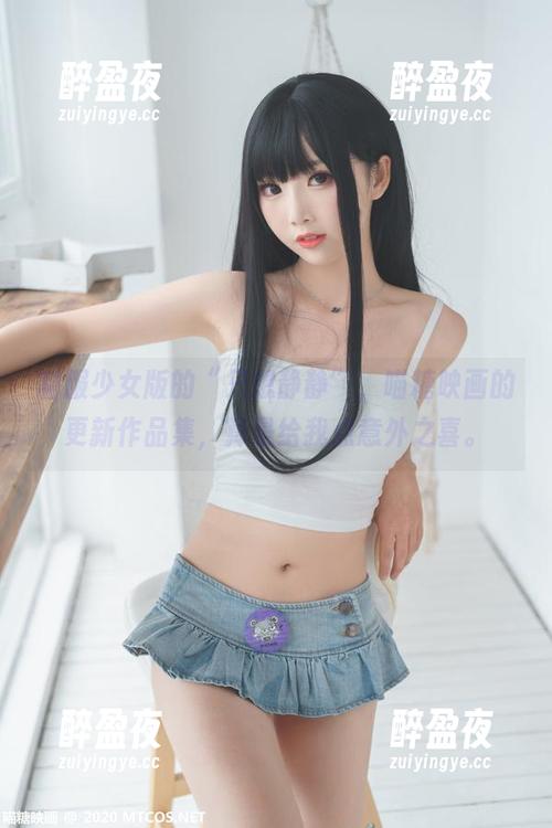 制服少女版的“只想静静”，喵糖映画的更新作品集，算是给我点意外之喜。