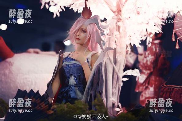 奶狮不咬人 奶狮不咬人的瑜伽美图,挺诱人的,结果思考了各种理由不去健身的原因。