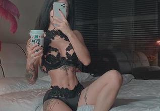 微密圈 - 小心！宋昱欣的白丝美图会把你的心勾走哦！不信可以试试！