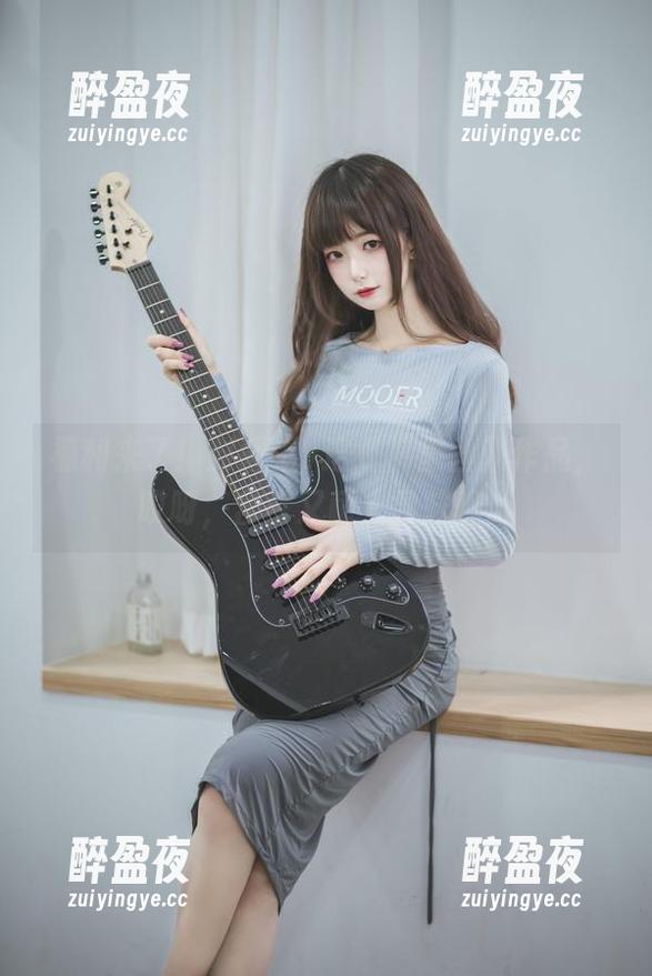 封疆疆v 福利来了!封疆疆v这《裤里丝》作品,哎呀,含蓄又耐人寻味呢。