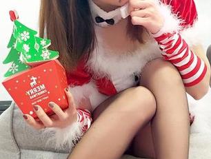 小女巫露娜的天台秘密：用原图和照片分析这一世的任性！