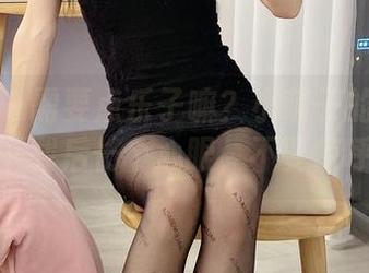 微密圈 - 需要点乐子嘛？小萌子的内衣美图，下载后长个心眼，不要惊呼哦！
