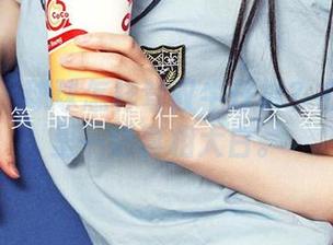 尤果网 - 球球怎样驾驭牛仔裤？在线图集里一切真相大白。