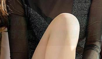 尤果网爱尤物 - 小尤奈的皮衣写真，壁纸也不甘落后，准备好被惊艳了吗？