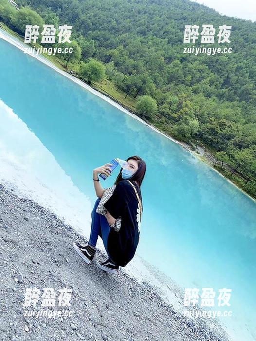 林子琳喵 微密圈 - 本以为是清新白裙,林子琳喵图包却暗藏惊喜,哈哈。