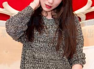 果团网 - 你的图库还缺少莫雅淇的体操服吗？快来下载，让它在屏幕上美出新高度！