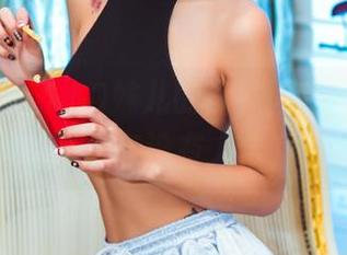 果团网 - 蜜桃Q妹儿的丝袜图包：这些适合晒单吗？有没有人帮我挑选？