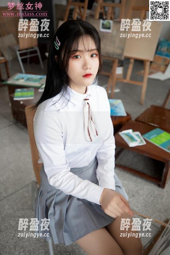 梦丝女神-香萱 梦丝女神 - 香萱的JK图集,让人忍不住多看几眼的分享