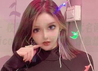 微密圈 - 校服不只是学校的代名词!梦露veronica的写真和图包让你意想不到!