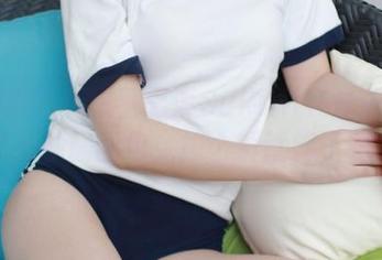 模范学院 - 想看思淇Sukiiii在泳衣里的必备私房图包，按个赞就够了吧？