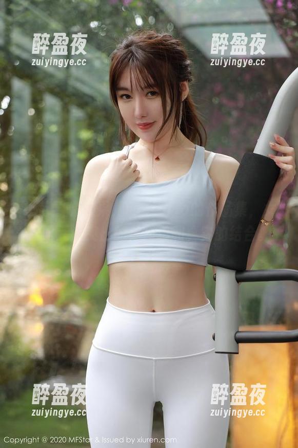 模范学院-果儿Victoria 模范学院 - 果儿Victoria的作品集,女神纪元,突出的是简单和真实的结合。