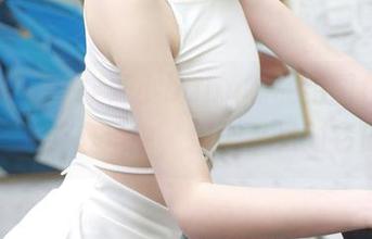 模范学院 - 柒喜小baby的私拍图包：连衣裙与我谈恋爱中，但似乎只对它倾心。