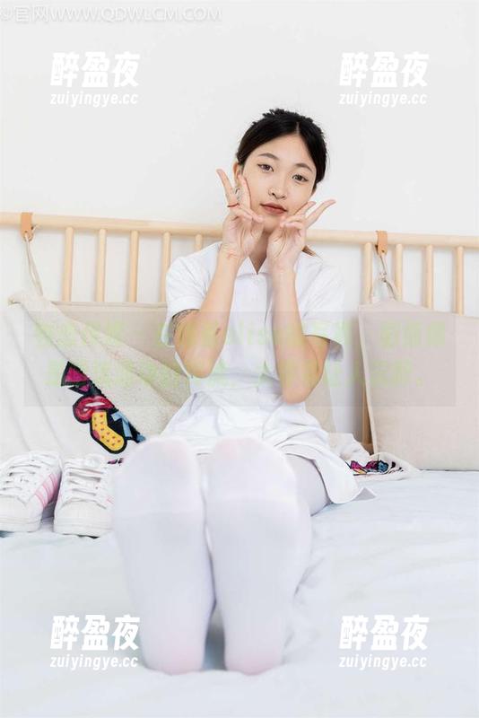 物恋传媒-elise 物恋传媒 - 在线看elise的写真,剧情像是暗流涌动的河流,太容易让人沉醉。